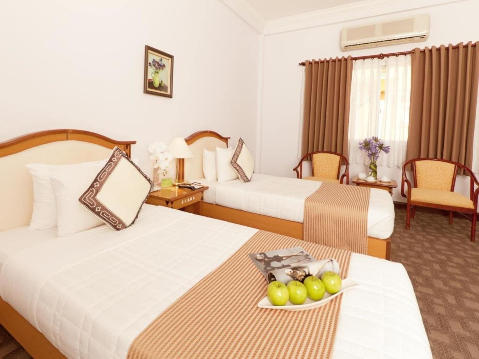 Liberty Hotel Saigon Parkview Ho Chi Minh City Bagian luar foto