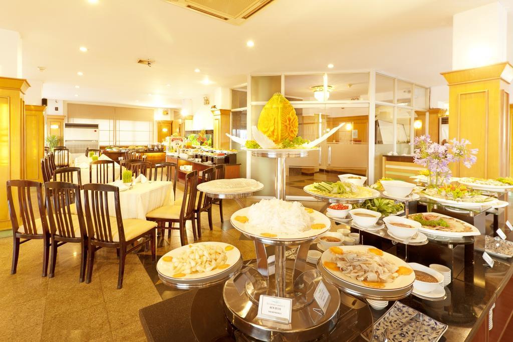 Liberty Hotel Saigon Parkview Ho Chi Minh City Bagian luar foto